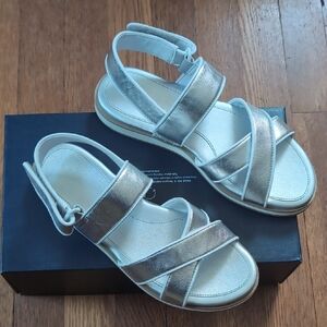 COLE HAAN MIRABELLE CRIS CROSS WOMEN SANDALS SIZE 6